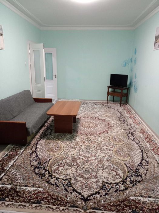 Сдаётся своя 3/4/4 квартира рядом с экобазар, Феруза, все  удобства.