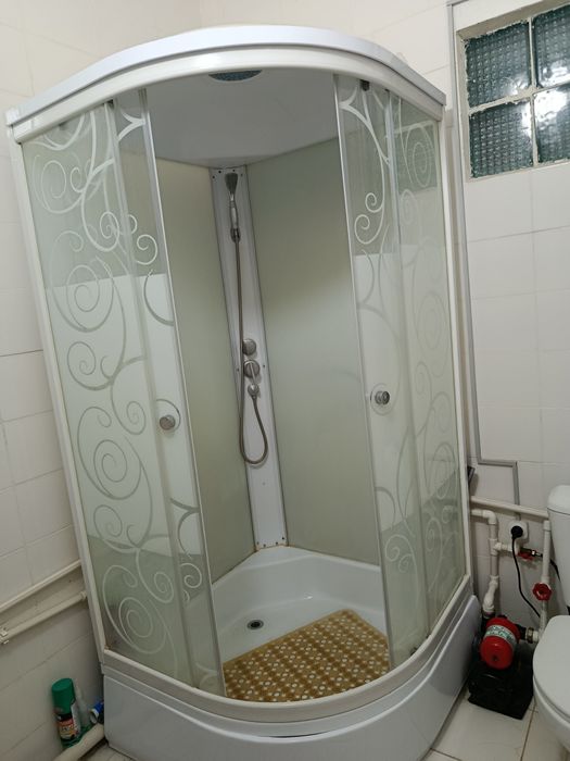 Душовой кабина сатилади 3