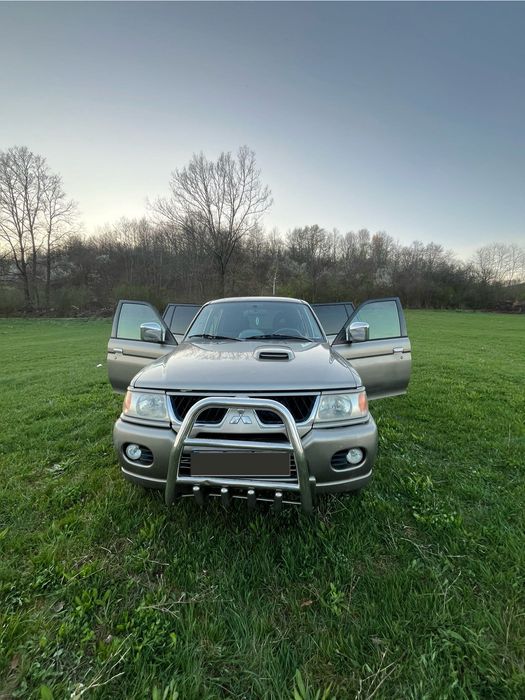 MITSUBISHI Pajero 2005 — imagine 3