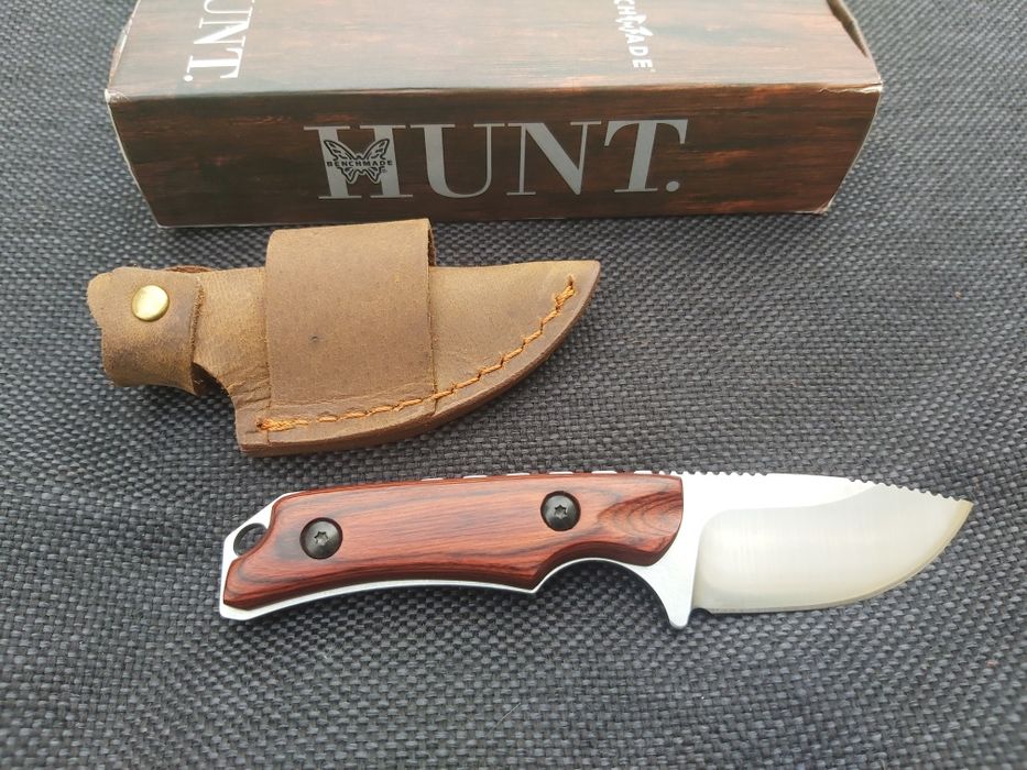 Ловен нож Benchmade HUNT малък с кожена кания