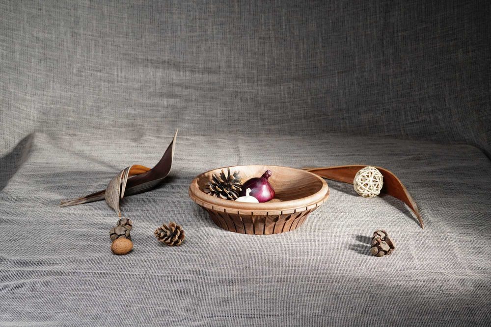 Дървена купа  от масивна дървесина орех