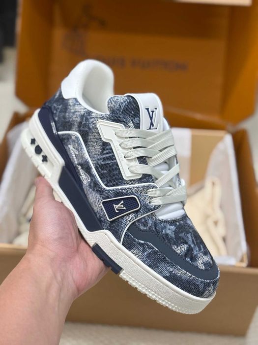 Adidasi Louis Vuitton Trainer Premium