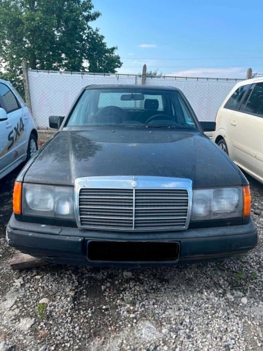 Mercedes 124 200Д 72 к.с. Мерцедес 124 1988г. на части