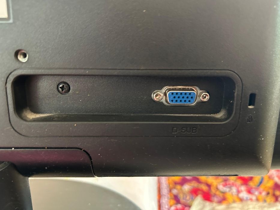 Монитор AOC сатылады