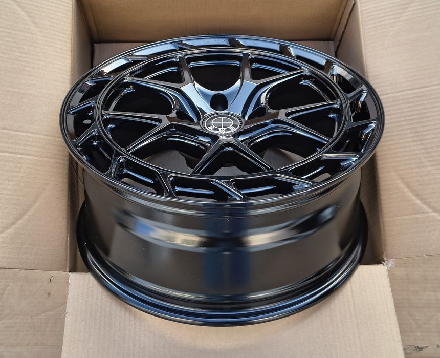 Jante 18 BMW seria 1, 2, 3, 4, 5, 6 7 sau X1 X2 X3 X4 X5 Z8
Jante Noi cu Factura și Garantie
Magazin authauss.ro