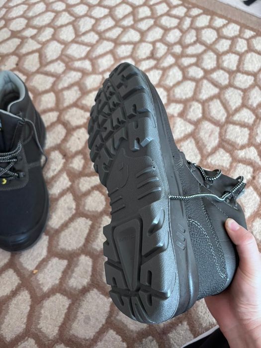 Спец обувььььььь