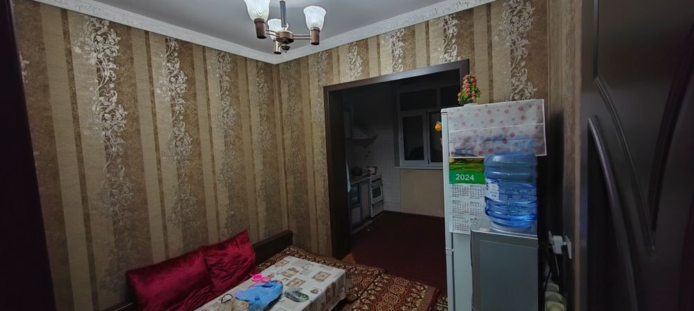 Uy sotiladi Chilonzor T. Sharof M. 1 uy 43 xonadon