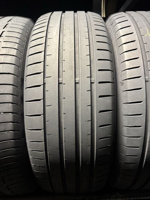 Anvelope 225/55/19 Falken