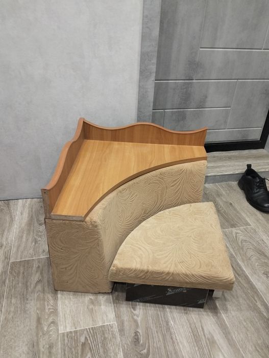 Продам кухонный уголок