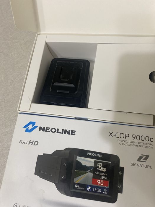 Neoline 9000C видеогеристратор 3 в 1