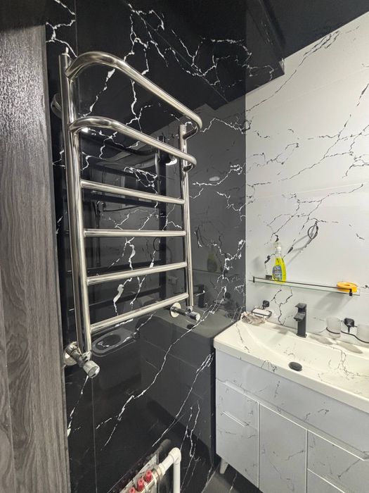 Mirabod rayonda 2 etajli kotej srochna sotiladi 24/7 qorovul hizmati