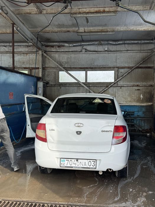 Здание с бизнесом