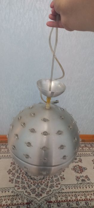 Продам бу люстру с камушками