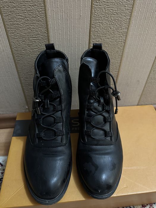 Женские сапоги