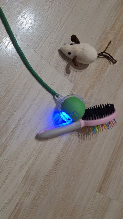 Самозадвижваща се интерактивна играчка, играчка мишка и четка за котка