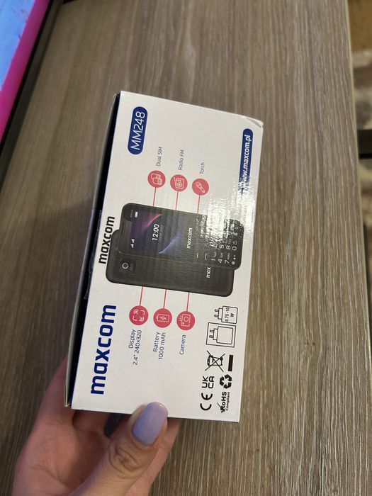 Telefon Maxcom  nou+ cartela SIM