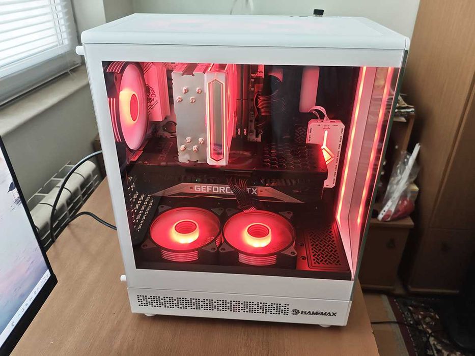 Геймърски компютър, Ryzen 5700x, Rtx 3070, 32gb Ram, 1tb nvme, 850W