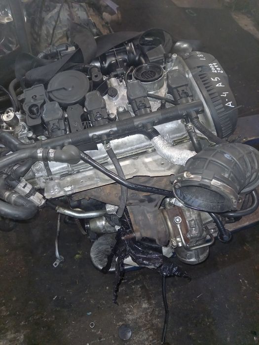 Двигатель на Ауди А4В8 1.8турбо CDH