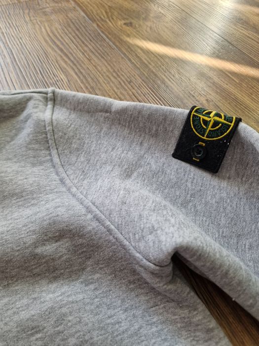 Страхотен мъжки суитчър  размер M L XL 2XL 3XL 



Страх