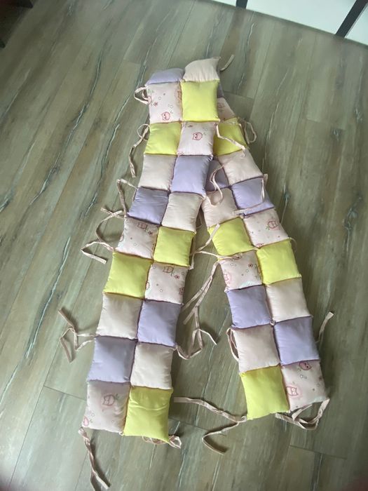 Vând protecție laterală pentru pat copii