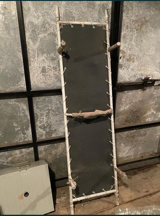 Носилки санитарные.