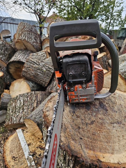 Vând Husqvarna 262 XP