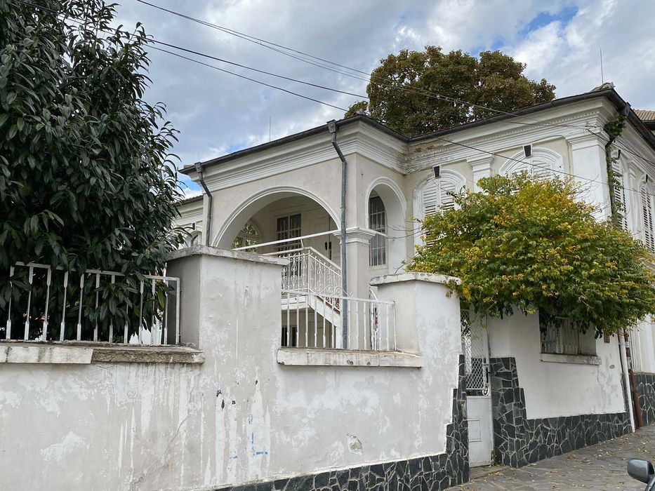 Продава се Къща в Карлово - 290 кв.м за 1276 €/кв.м - Снимка #16