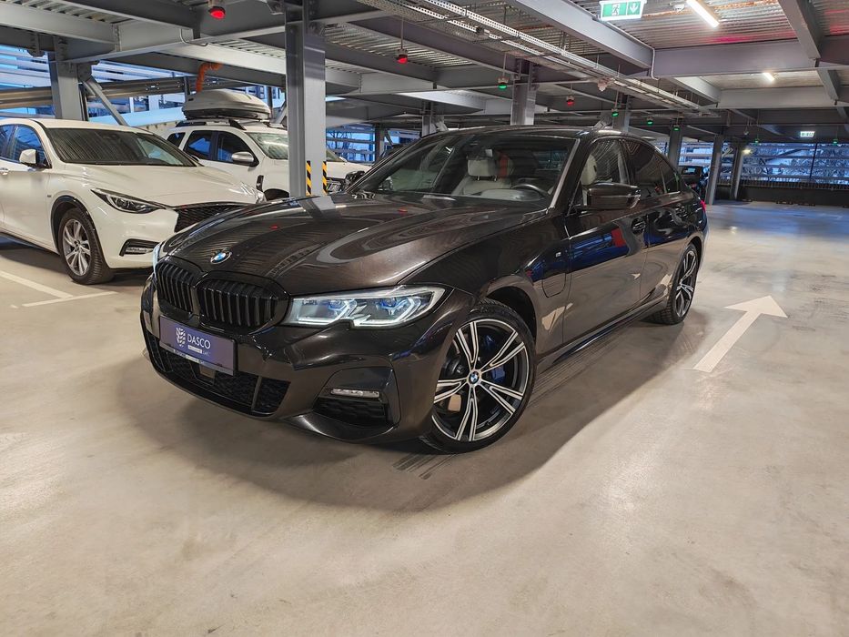 BMW Seria 3 BMW 330e Pachet M prima înmatriculare 10.19