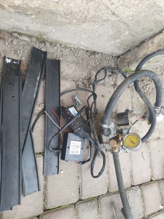 100 лик Kомплект Метан газ балон 100 lik. metan balon