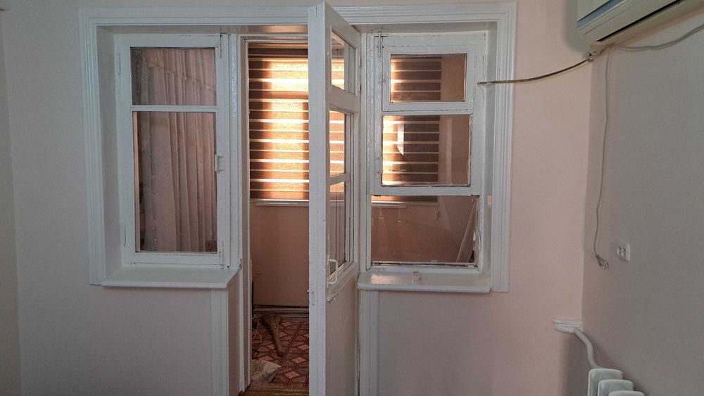 Урганч шахрида 4-этажда жойлашган 2 хонали квартира сотилади