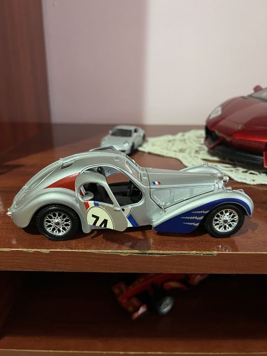 Vind macheta Bugatti