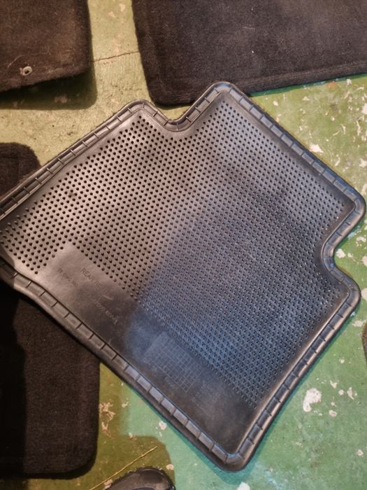 Оригинальные коврики Nissan Murano