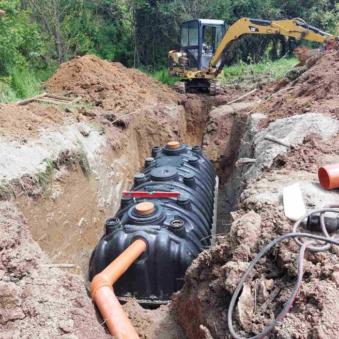 БУНКЕРНА ЯМА ПАКЕТ+ МОНТАЖ Бидон за септична яма по ЕС стандарт