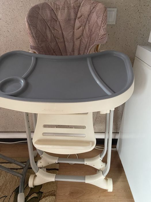 Стулчик для кормление