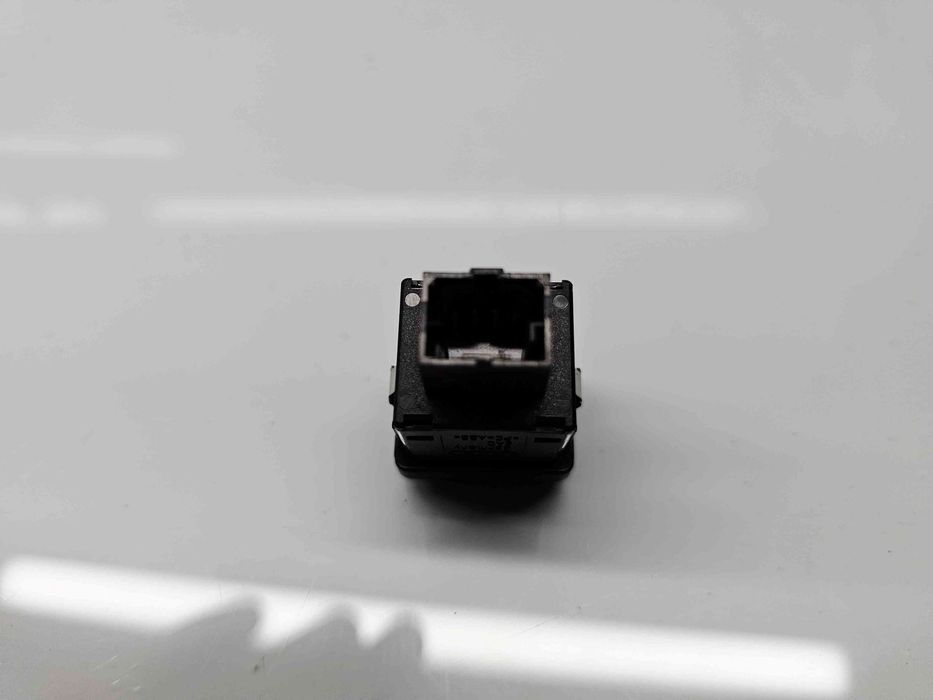 Buton avarii AUDI A5 Sportback (F5A, 9T) [Fabr 2016-prezent] 8W094150