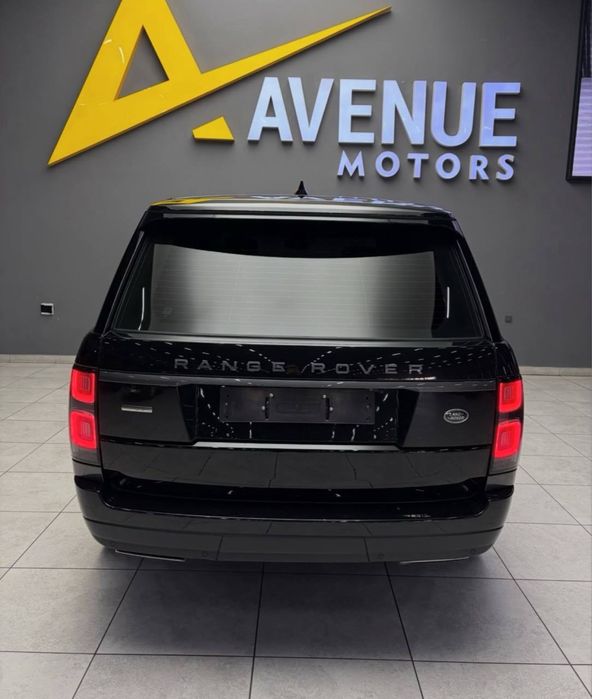 Range Rover Long Autobiography Vogue