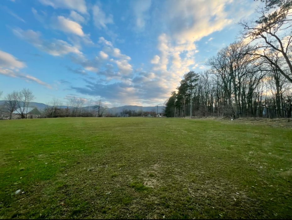 Proprietar vand parcele Tocile, Sadu. Zona deosebita.