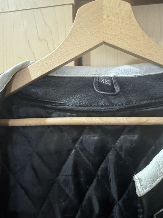 Кожено яке - Icon