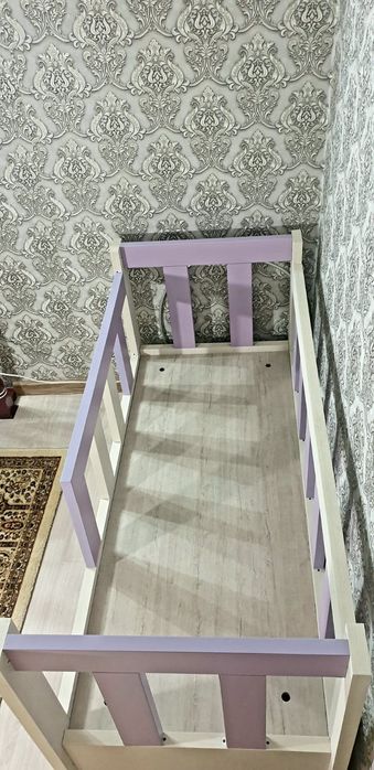 Детская кровать.