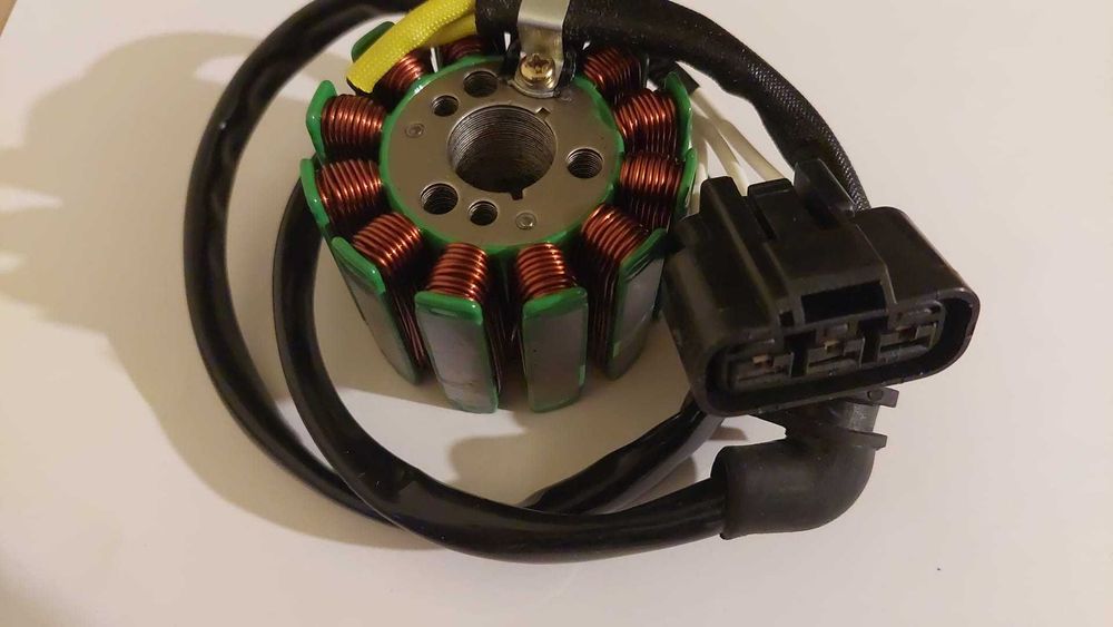 Stator magnetou Yamaha YZF R1 2004 - 2008 FZ1 2006-2014 FZ8 2011-2013