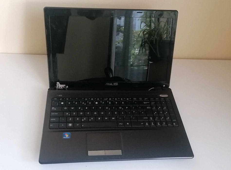 Лаптоп ASUS за части