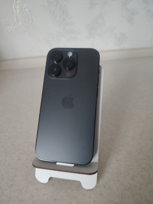 iPhone 14 pro идеальное состояние