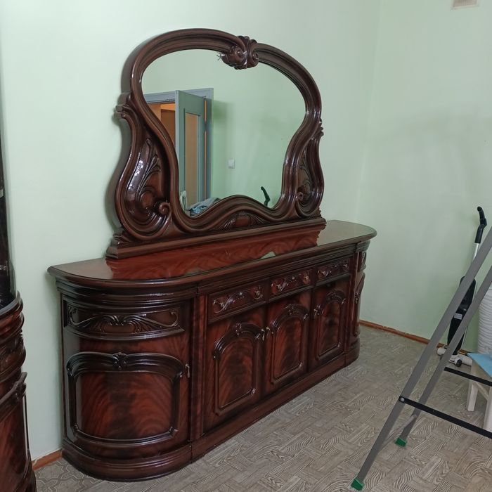 Продам гостиную мебель