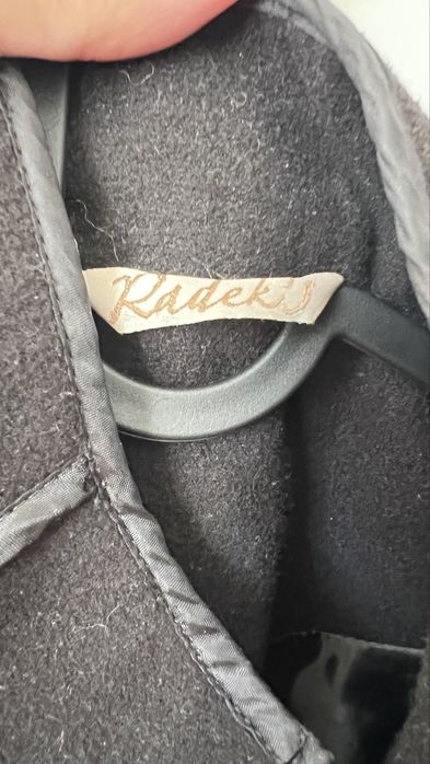 Яке вталено S размер  пролет,есен,зима