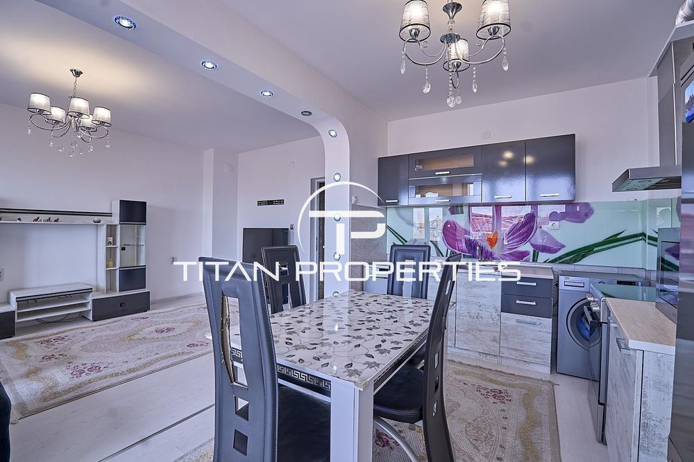 Тристаен апартамент под наем в Център