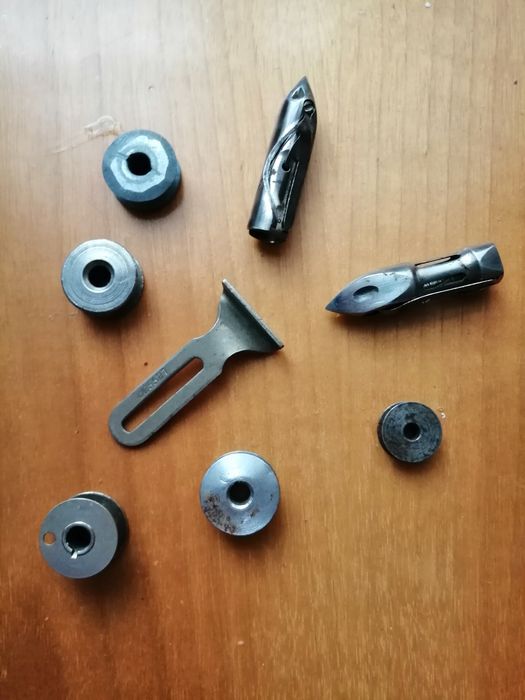 Запчасти к швейной машинке