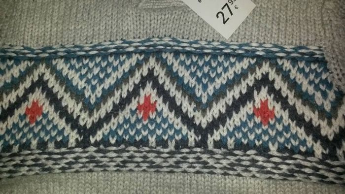 W3: Pulover Okaidi Italia, gros, ideal pentru iarna, 6 ani, 116 cm