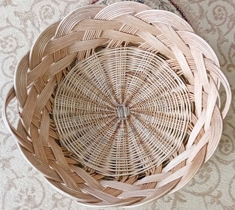 Голям плетен кош