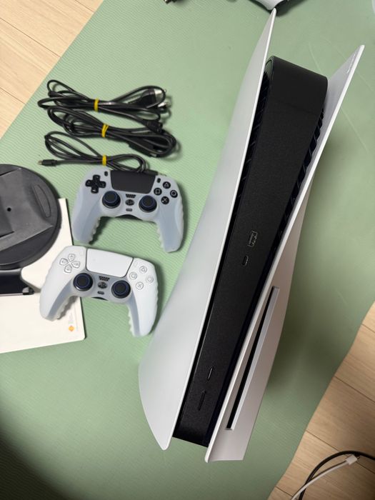 PlayStation 5 с дисководом