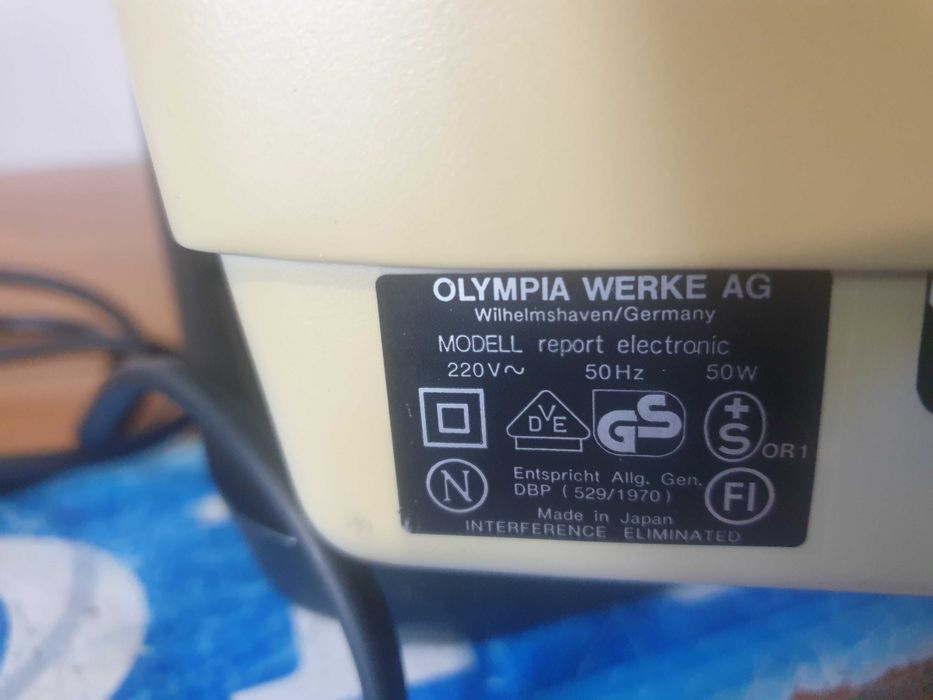 Masina electronica de scris Olympia Werke AG  Report  electronic